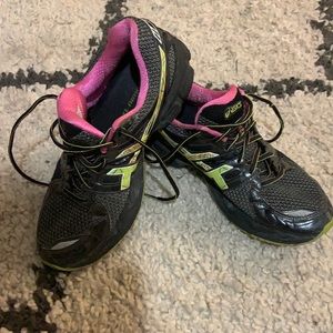 ASICS Gel Running Sneaker